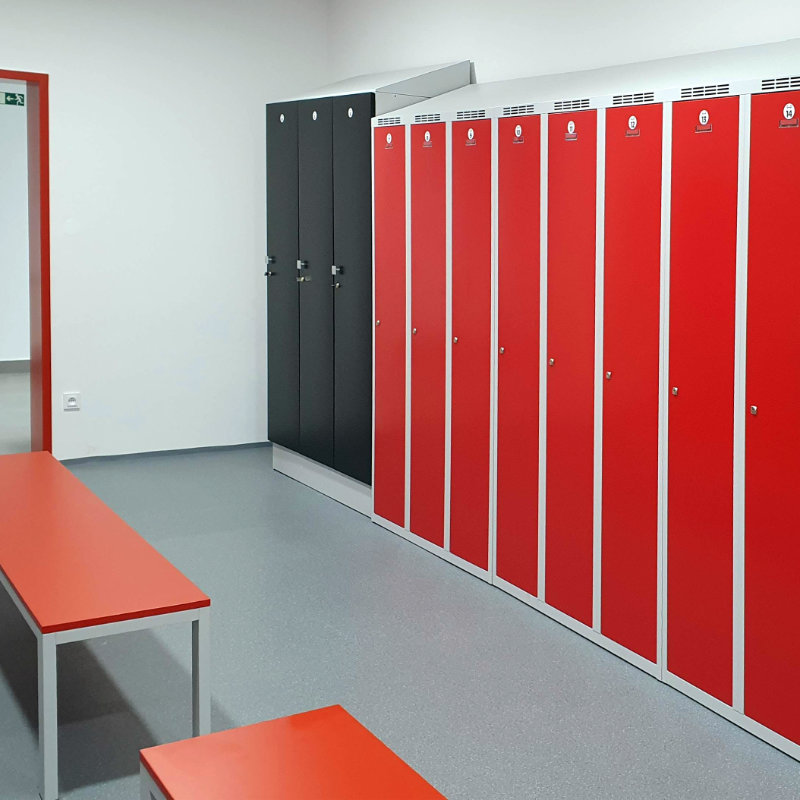 Sheet metal garment lockers with reinforced doors 