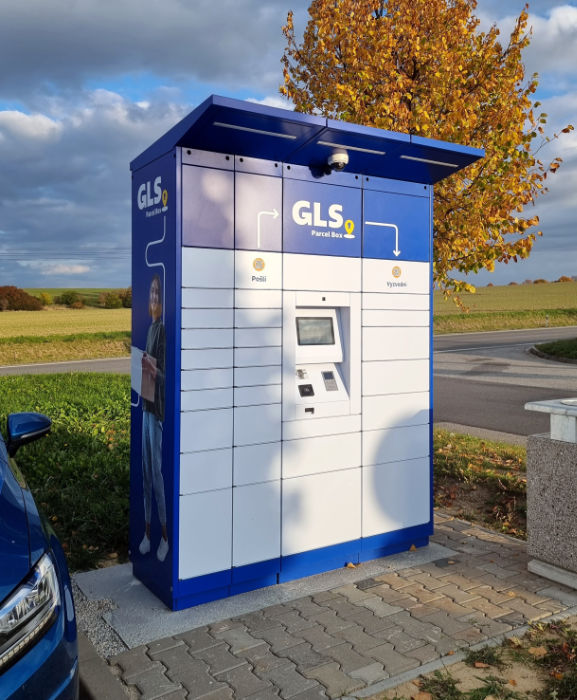 GLS self-service parcel delivery machine manufactured by ALFA 3, s.r.o.