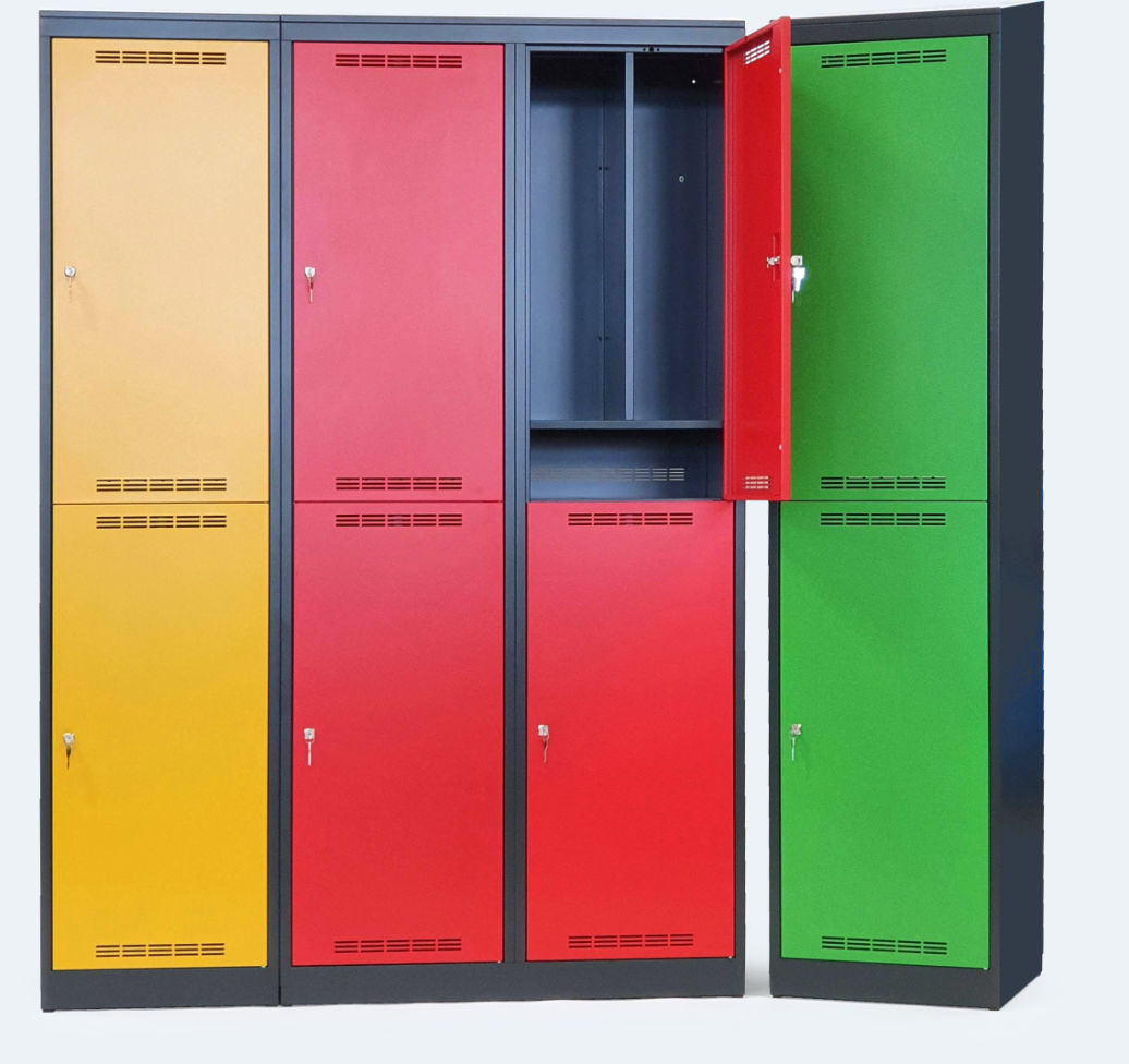 Kovové šatní skříně pro Kaufland s otevřenými zesílenými dveřmi žluté, červené a zelené