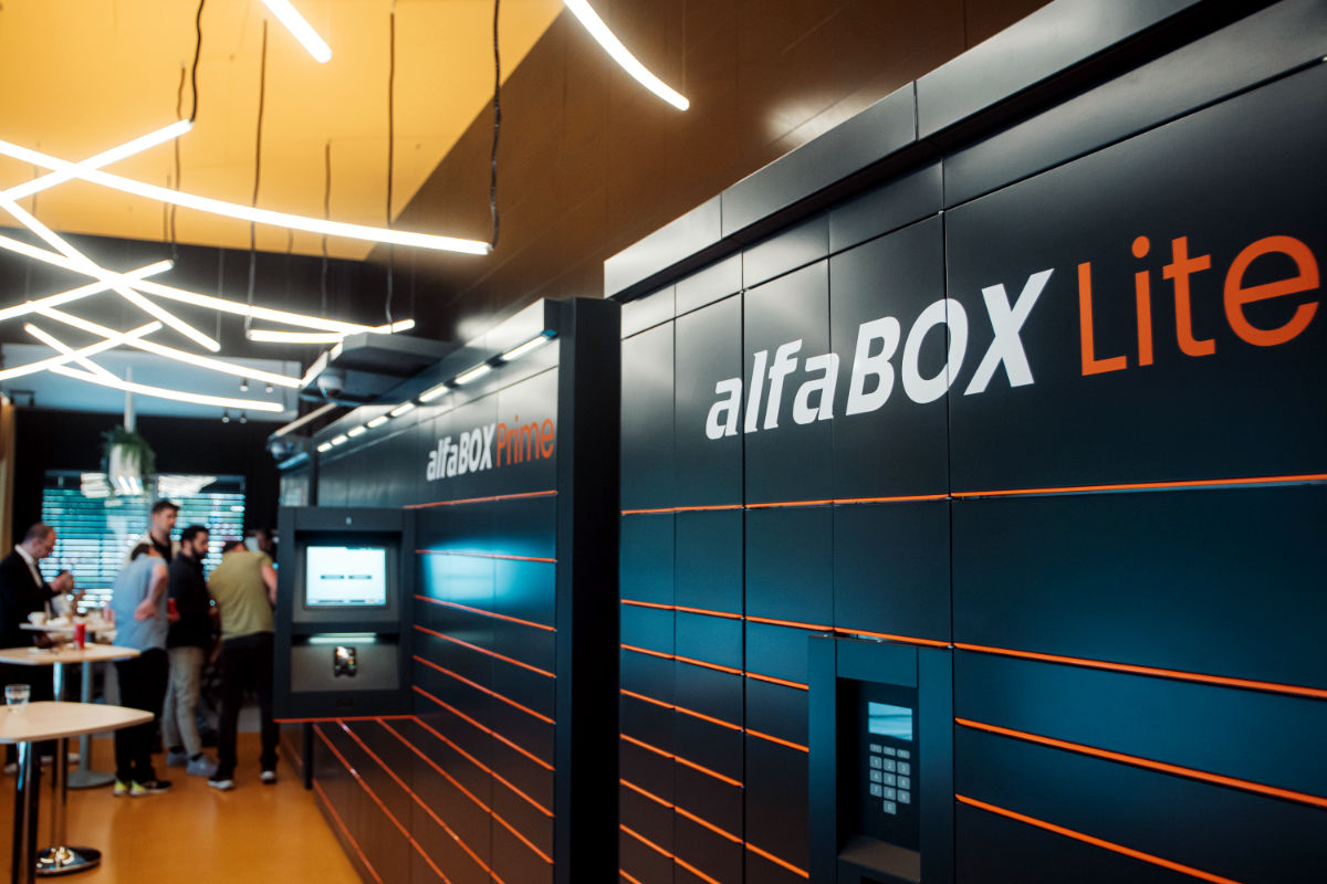 alfaBOX Lite parcel locker solution at the ALFA 3 showroom in Luže, Czech Republic.