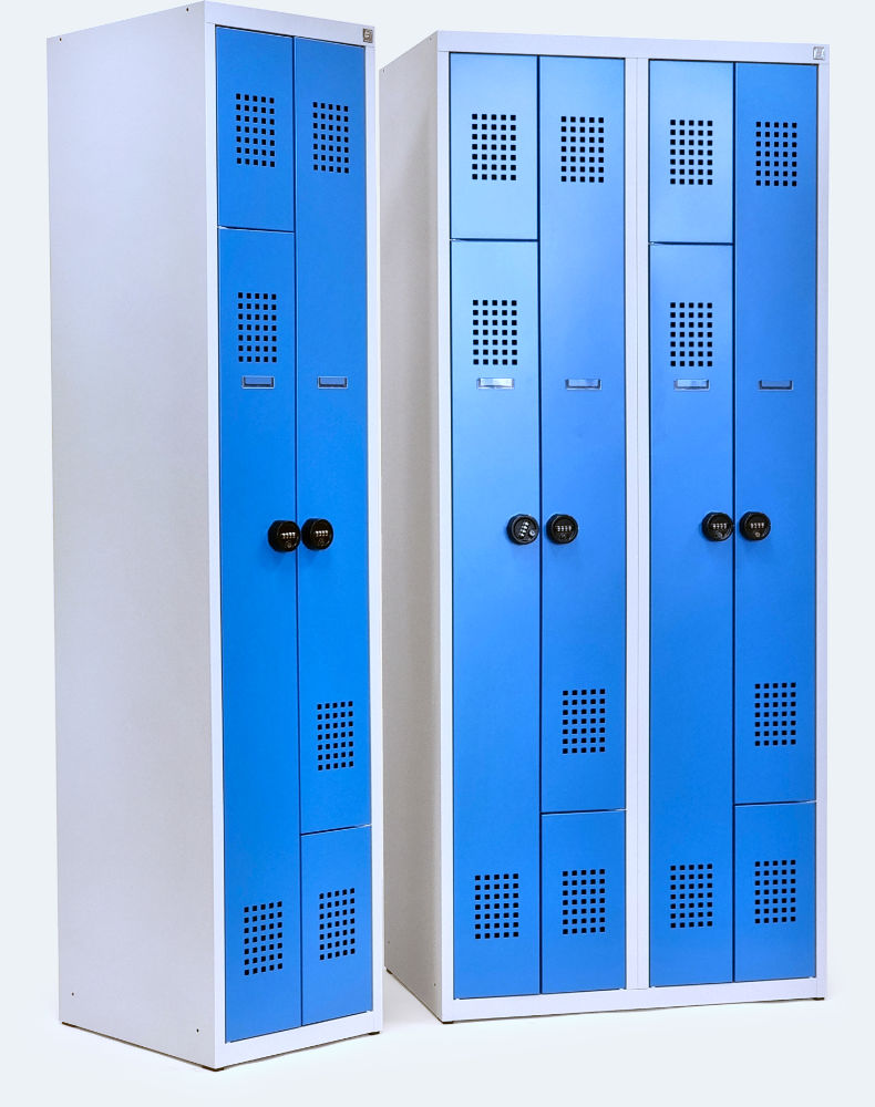 Sheet metal staff storage garment locker with a Z-shaped door in accordance with ČSN 73 4108