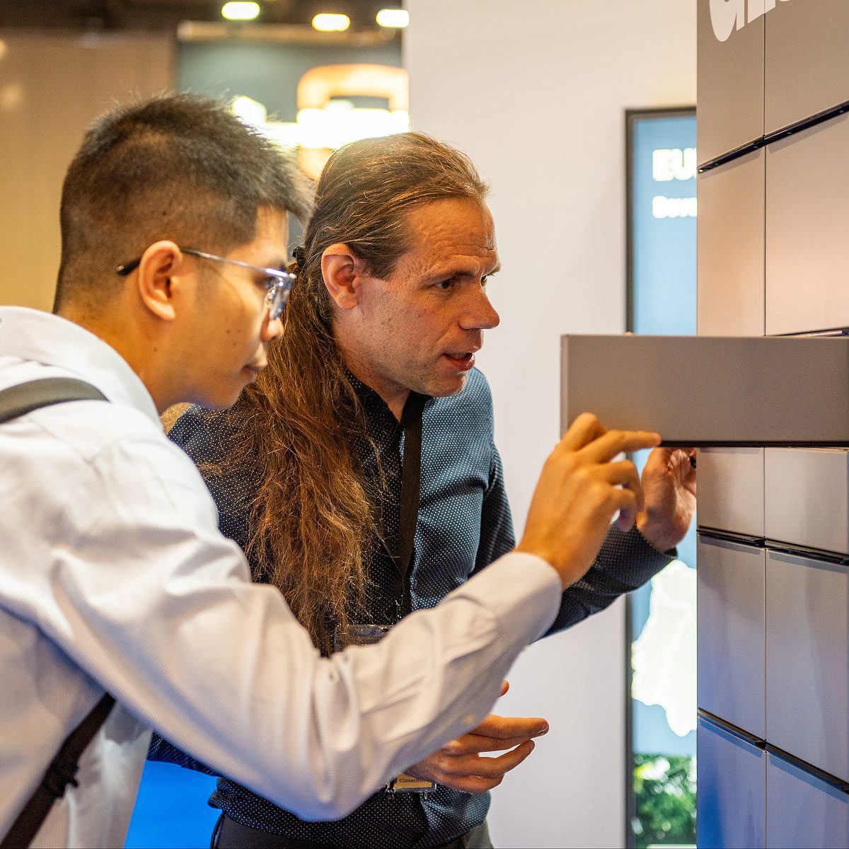 Inspiring conversations about the future of parcel logistics and delivery.
