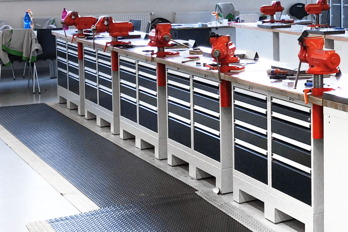 ALPEDE tables are characterized by optimal use of storage space