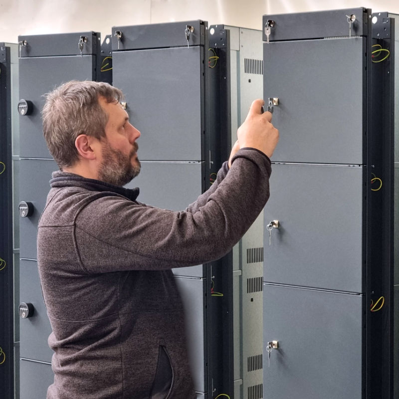 E-bike battery charging locker units