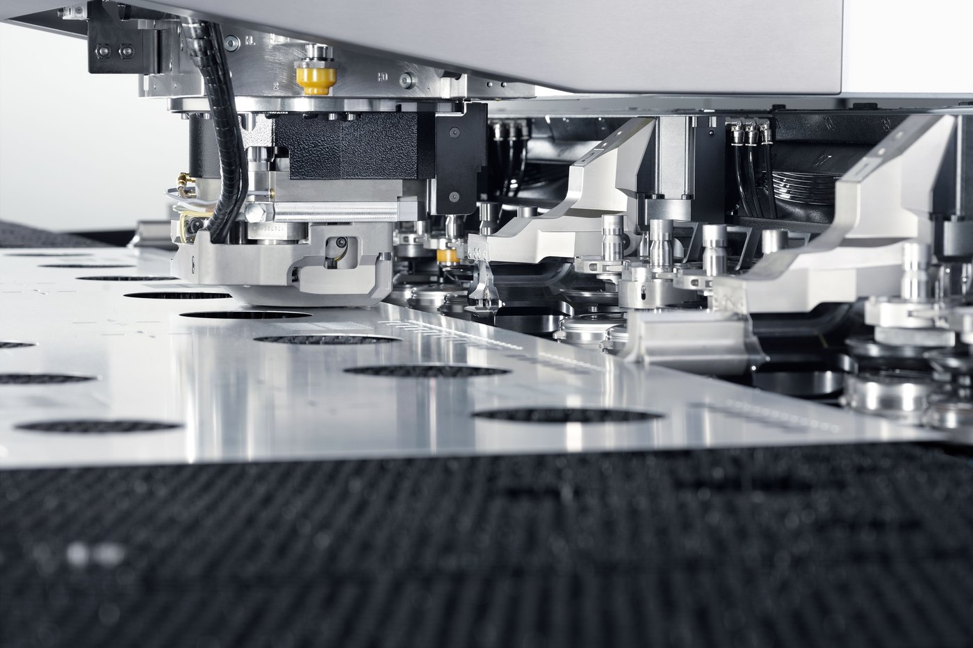 Automated sheet metal punching with the TRUMPF TruPunch 5000.
