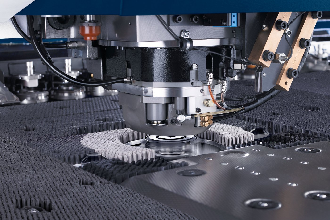 Detail of automated sheet metal processing with the TRUMPF TruPunch 5000.