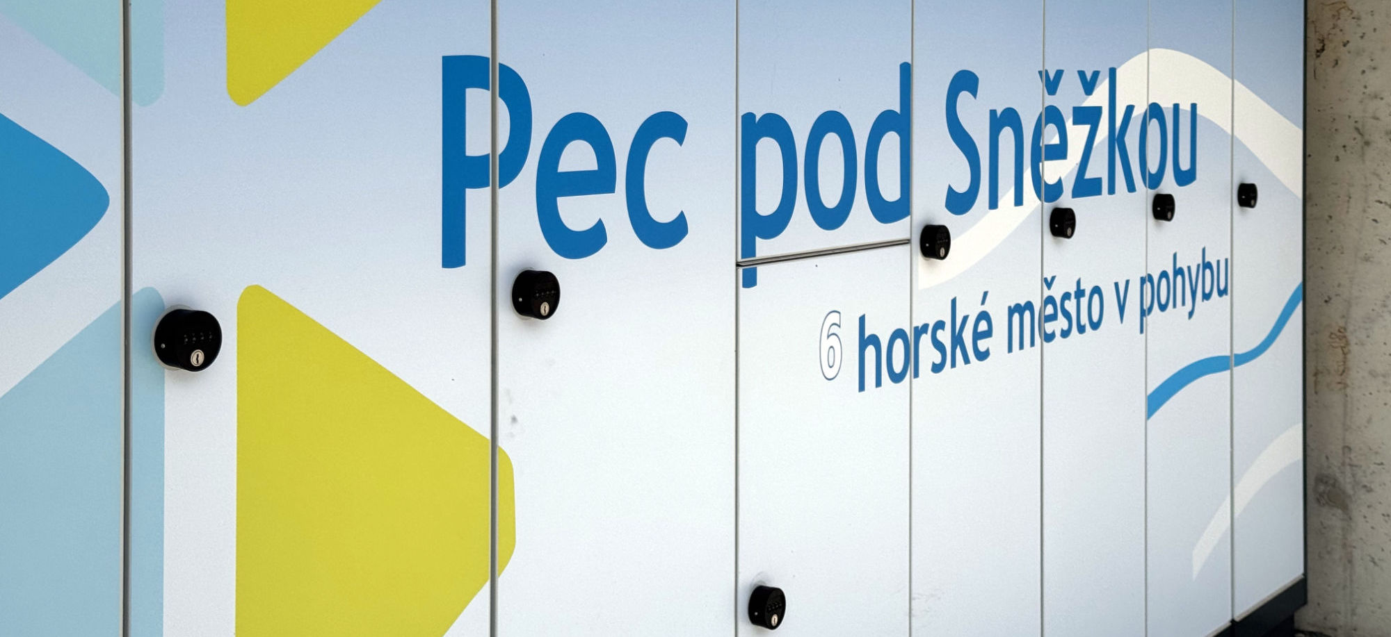 Advertising banner