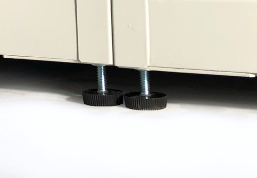 Extra charge for height modification of feet and socle